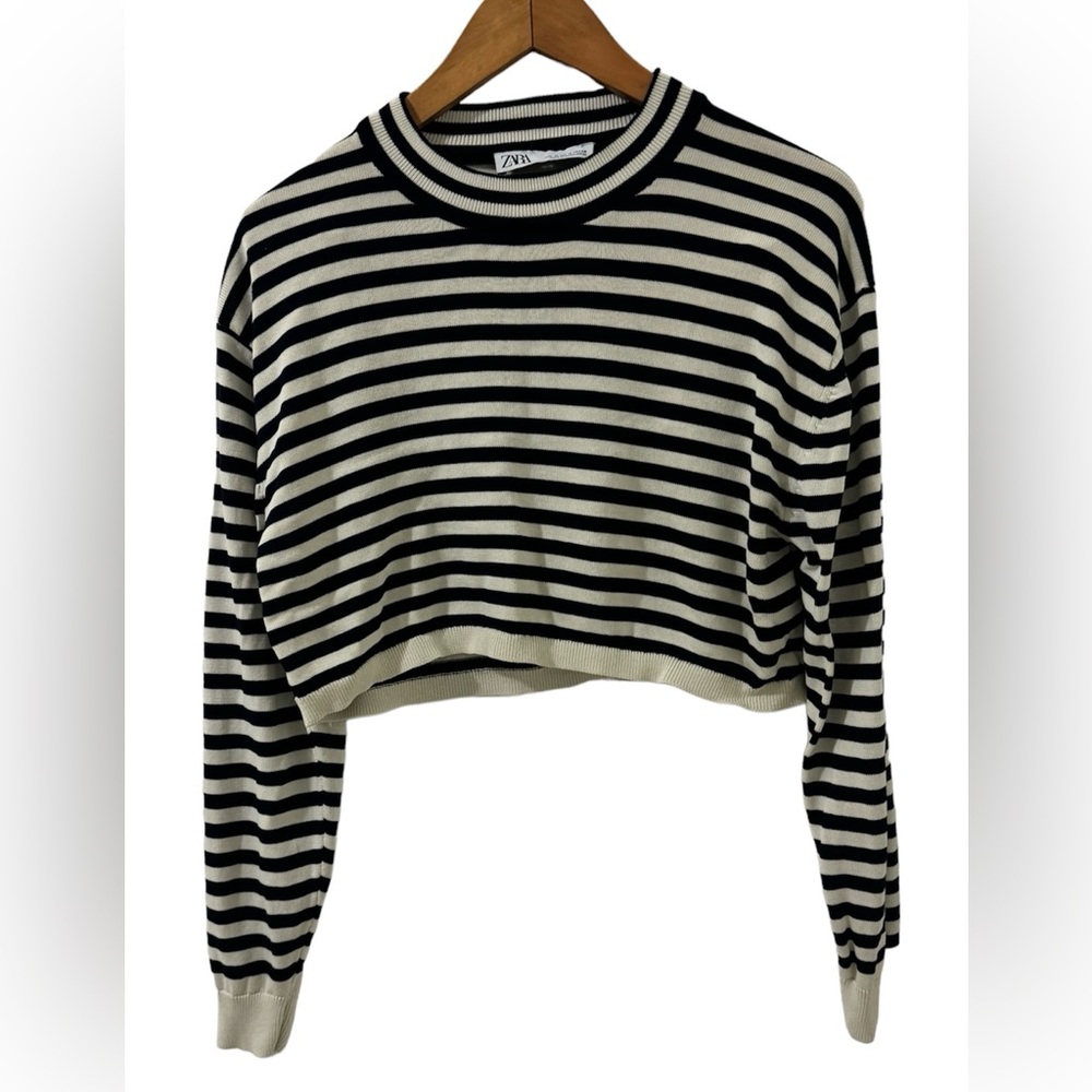 Zara cream and navy stripe crop sweater shirt